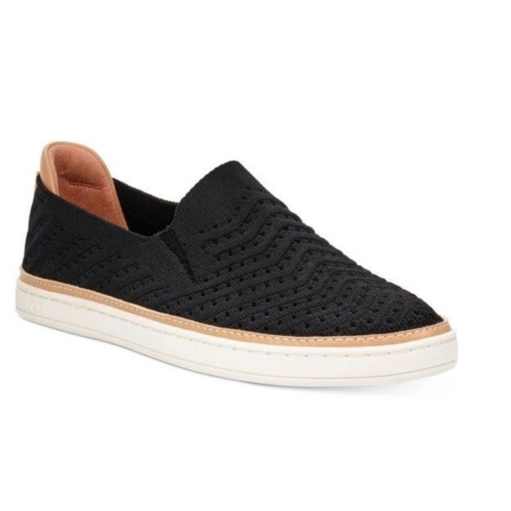 UGG Sammy Chevron Slip On Loafers Flats Sneaker Shoe Wmn Sz 8  Black Knit